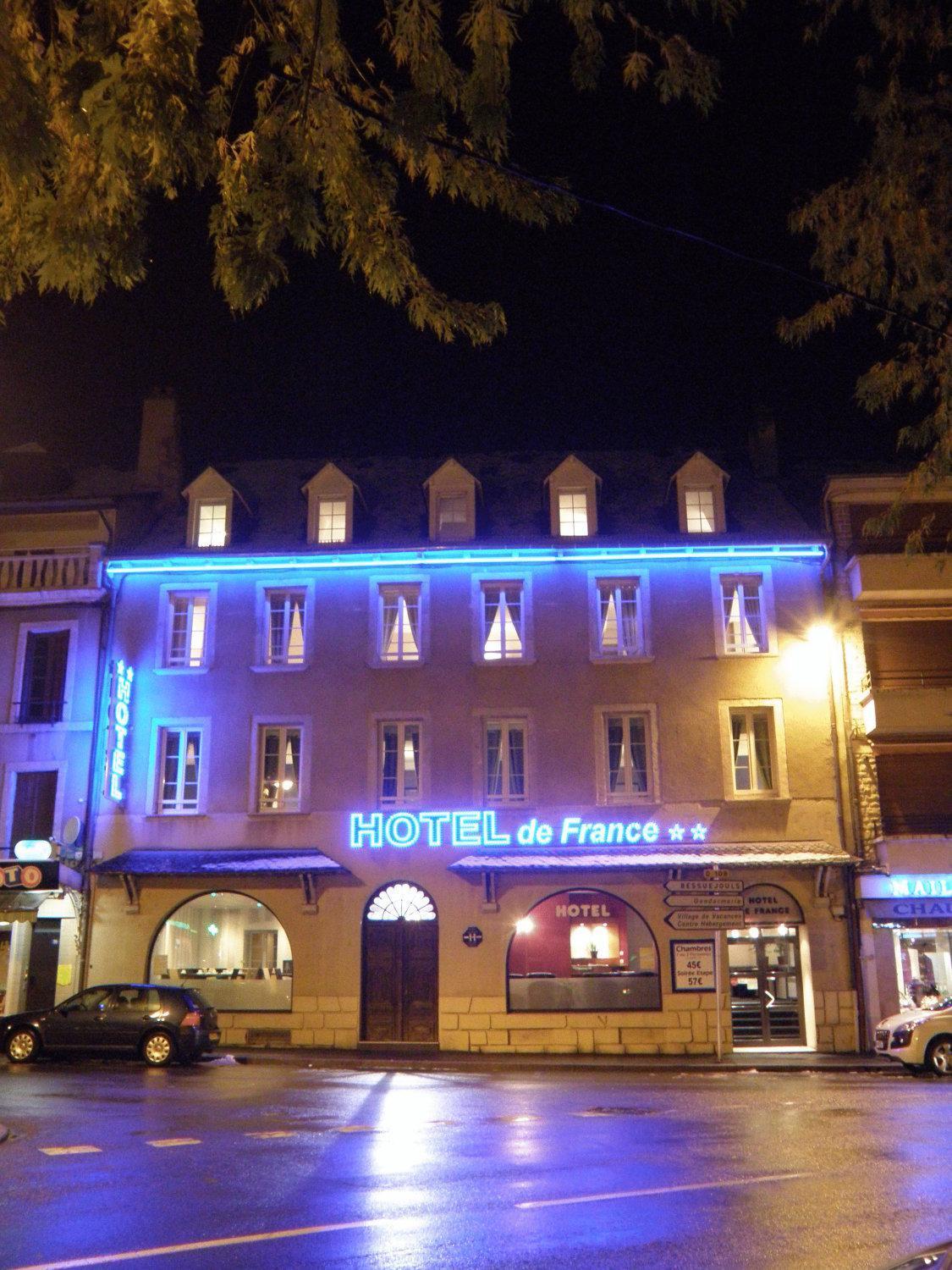 Hotel De France Espalion Exterior photo